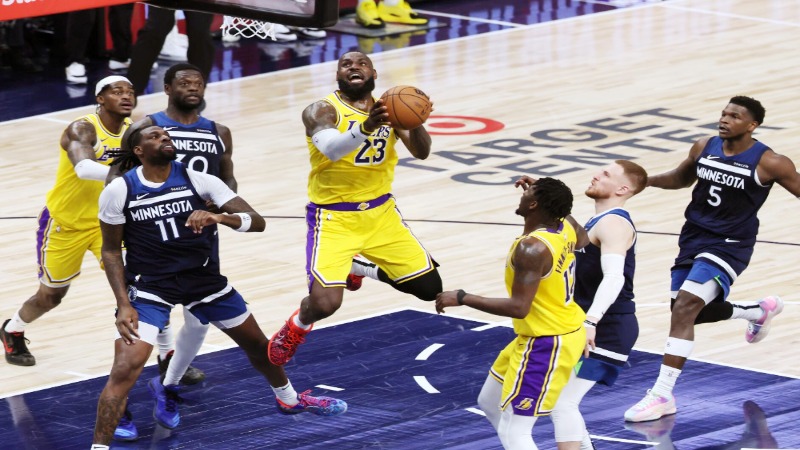 Cá cược bóng rổ Blue88